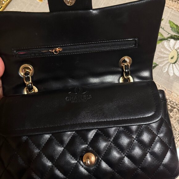 ***EXCELLENT BLACK GOLD CHANEL BAG (USED) - Picture 2 of 4
